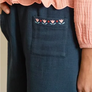 PANTALÓN BORDADO MARINO MI CANESU