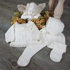 Traje de punto tres piezas marfil