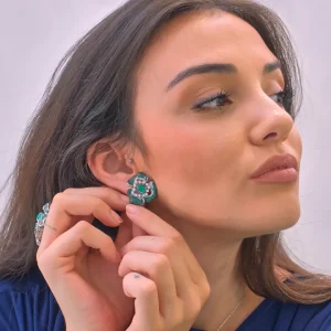 Pendientes grandes de flores con circonitas