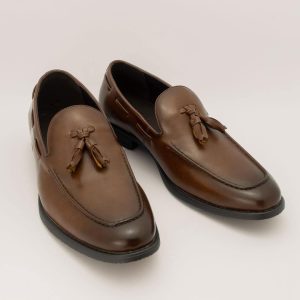 Mocasín borlas marrón